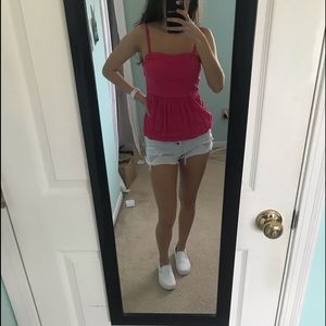 pink tank top